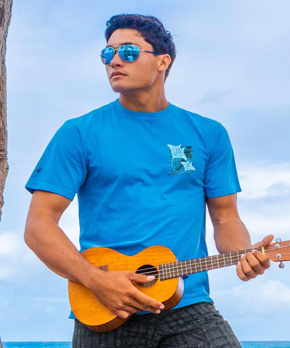 Cruzing Manta Mano - Blue Hawaii Dyed Short Sleeve Crewneck T-Shirt - Image 2